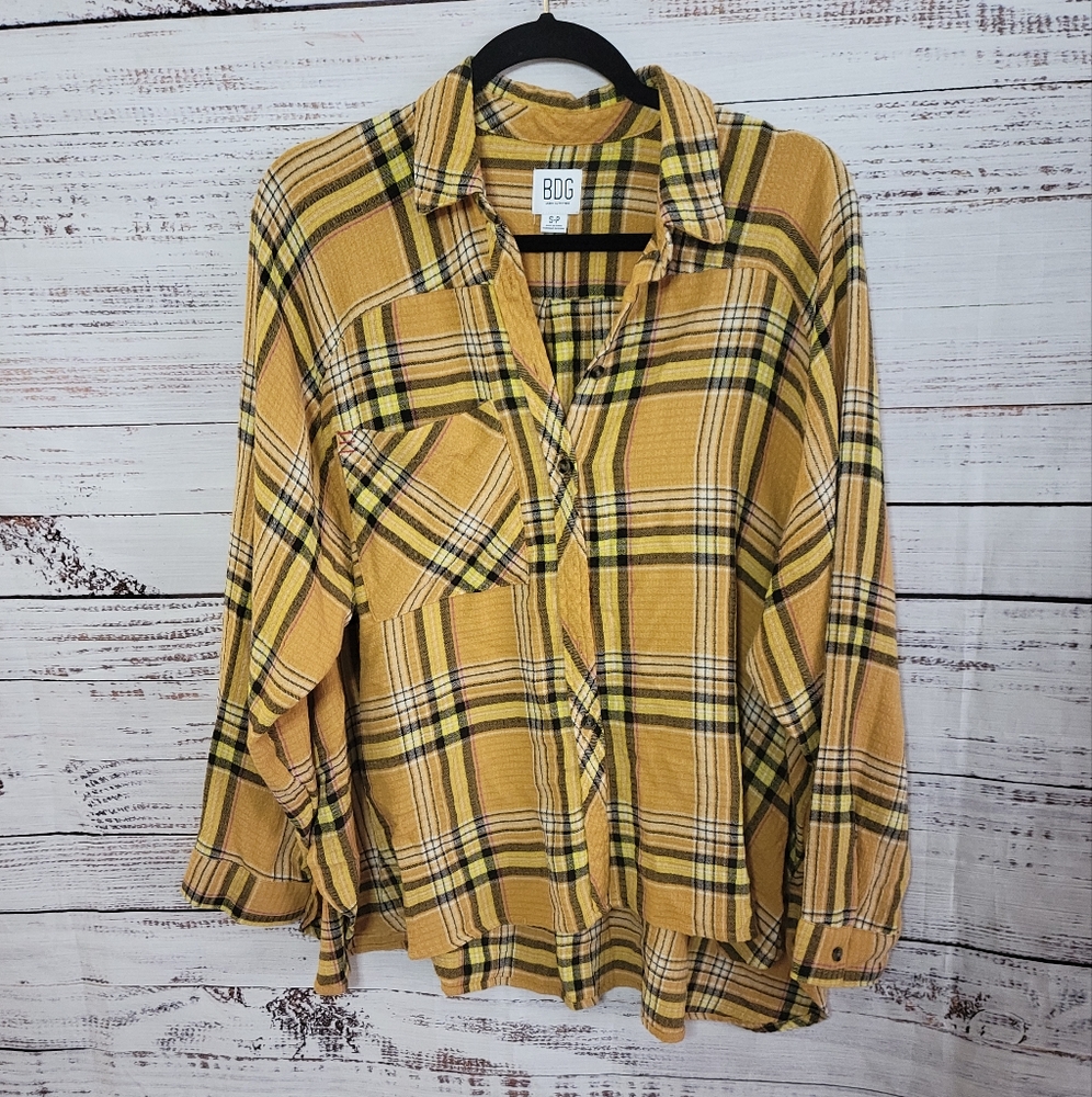 Urban Outfitters S Oversized Plaid Button-down